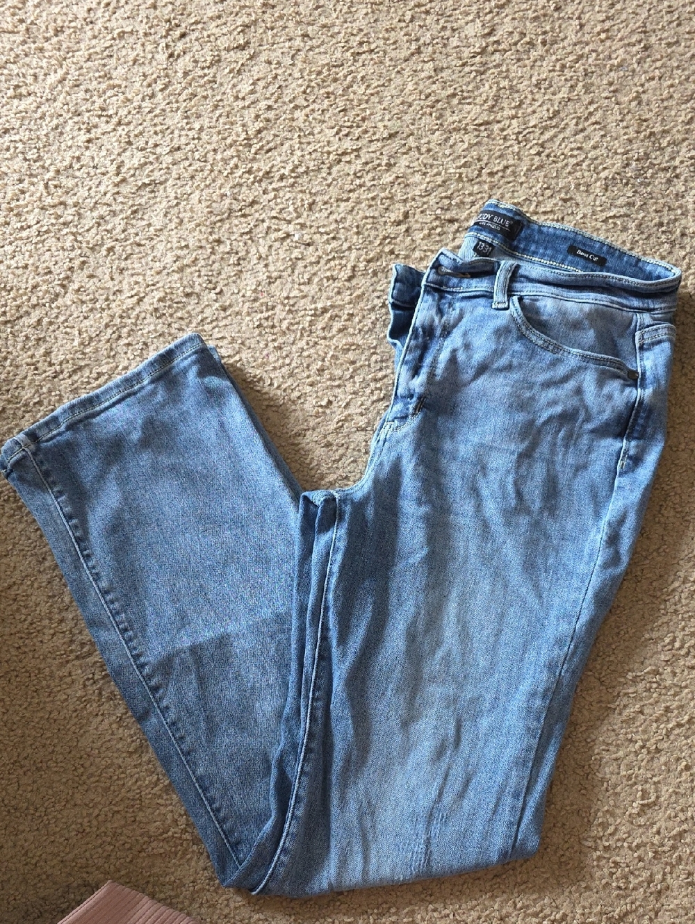 Judy Blue Light Wash Straight Leg Jeans